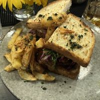   at Smoke & Bitters in Dikwella