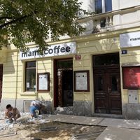 Don’t let construction outside deter you !  at Mamacoffee - Jiřího z Poděbrad  in Prague