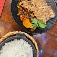 Veganes Hähnchen mit Hoisen Soße  at Sen Veggie in Erding