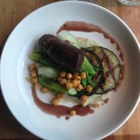 Saucisse aux champignons  avec sauce vin rouge at Invitation V in Montreal