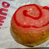 vegan doughnut at Dunkin' in Hamburg