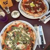   at Meow Pizzeria Verde in Innsbruck