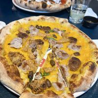   at Meow Pizzeria Verde in Innsbruck