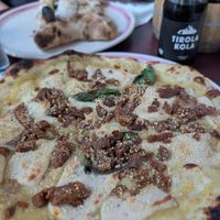  at Meow Pizzeria Verde in Innsbruck