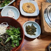 Mountain herb rice and side dishes at Manisan Sanchae 마니산산채 in Incheon