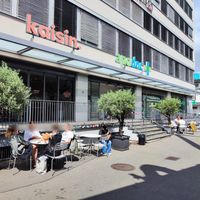 Outdoor seating (not loud) at Kaisin - Hardbrücke in Zurich