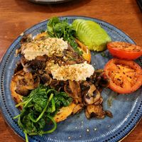 Vegan breakfast with extra tomato and avocado at Kate's Place in Albany