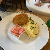 Rizek  at Moment in Prague