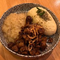 Výpečky  at Moment in Prague