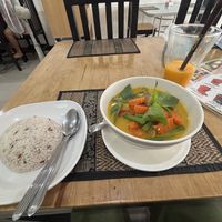Green Curry  at Apple Vegan Cafe & Restaurant - ร้านอาหารเจ คาเฟ่เจ in Pattaya