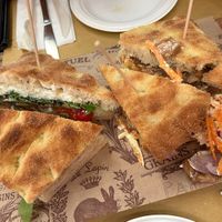 Panini di Pinsa   at Al Vinelli Modena in Modena