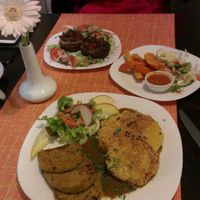 2 appitizers + main dish at Symbiose in Leipzig