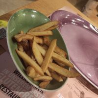 Normal fries at Hans Im Glück - Türkenstraße in Munich