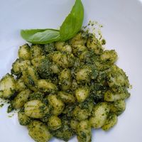 Gnocchi mit Basilikumpesto at PADU "Die Holzofenpizza" in Osterhofen