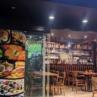 V at Chili & Cheesy in Vienna