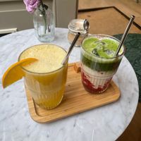 Orange juice + iced raspberry matcha latte at Koek van Nouk in Arnhem