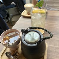 Tea and oat latte and sodaa  at Koek van Nouk in Arnhem