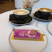 raw cake (pithaya & passionfruit) at viervorneun Flower Boutique Café in Frankfurt