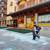 Outside side-view of Jen Dow at JenDow - Lian Shiang Jai 莲香斋 in Shanghai