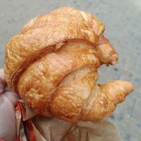 Croissant vegano #Veganuary at La Colegiala in Alicante