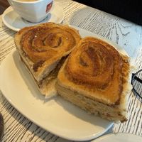cinnamon rolls vegan  at Steinecke in Berlin