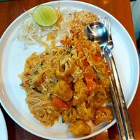 Pad Thai Vegan #Veganuary at Happy Dog Café - แฮปปี้ ด็อก คาเฟ่ in Koh Chang
