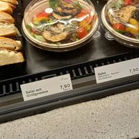 vegan salad at Bäckerei Konditorei Wolf in Augsburg