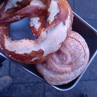 brezel 0,98€ and blueberry cruffin 2,20€ at Bäckerei Konditorei Wolf in Augsburg