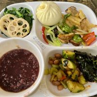 So yummy!  at Jixiang Vegetarian Restaurant in Lijiang