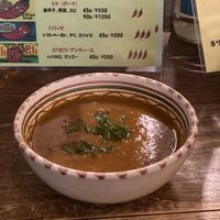 Freekeh and tomato vegan soup at Los Barbados in Tokyo