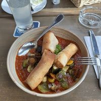 knusprige Polenta Röllchen mit Paradeisasauce und Grillgemüse  at Oberndorfer Wirt in Schmiding
