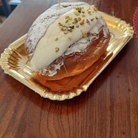 Maritozzo al pistacchio #Veganuary at Pasticceria Artemisia in Ravenna