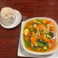 How jungle curry tofu with rice came  at Em-On's Thai Cafe in Naples