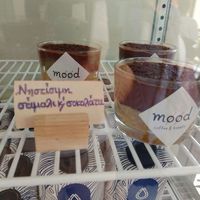 Vegan samali & chocolate at Møød in Euboea