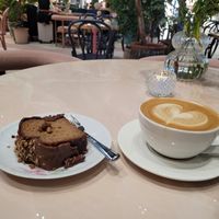 Banana bread and oat latte at HEL - Relove - T2 in Vantaa