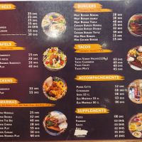 The Menu at Chawarma Canaan in Casablanca