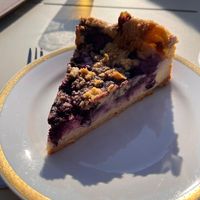 Blueberry Cheesecake 🫐  at Café KaffeeZauber - Das Original in Bischofsheim