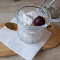 Veganes Kokoseis at Plaka in Dortmund