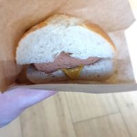 Kein-Leberkäs-Brötchen at Die Vegane Fleischerei - Frauenstraße in Munich