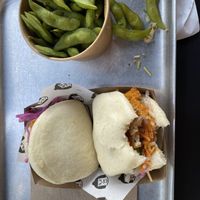 Fancy (8,5/10) und Classic Tofu (10/10) Bao Bun und Edamame  at Bao Bar 1040 in Vienna