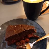Veganer Schoko-Kirsch-Kuchen at Wombats Café in Giessen