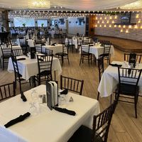 Event & special occasion side at Brianno's Chart House Restaurant in Lakeville