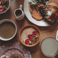 Table du brunch at Les Belles Âmes Pâtisserie in Lyon
