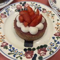   at Les Belles Âmes Pâtisserie in Lyon