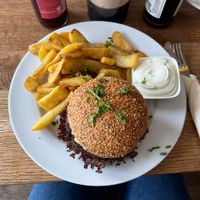 K-Club Burger, Fries, Mayonnaise   at Krawummel in Muenster