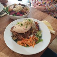 Der vegane Burger mit Riesen Pommes at Krawummel in Muenster
