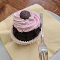 Choco-Cupcake mit Himbeere at Krawummel in Muenster