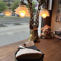 Veganer Karottenkuchen   at Aufzug Café in Vienna