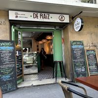 Store front  at De Raíz Café in Santiago