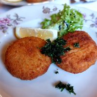 Cheese croquettes as an appetizer at Bistro MaReine in Deinze